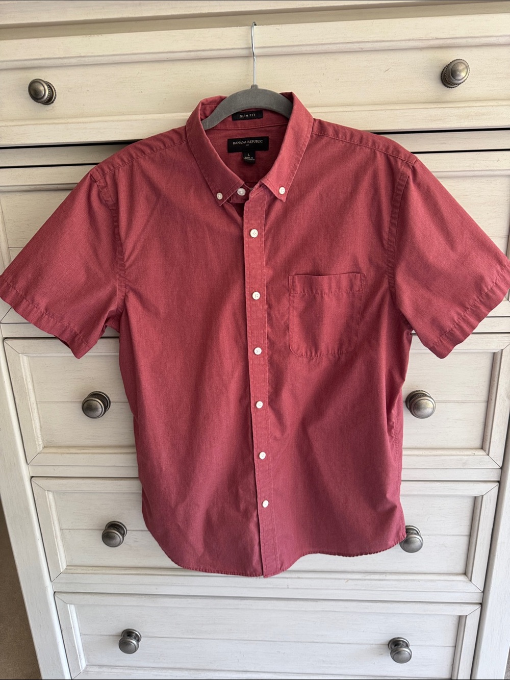 Men’s Banana Republic Short-Sleeve Button-Down Shirt — Brick Red SZ L